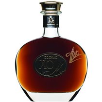 https://www.cognacinfo.com/files/img/cognac flase/cognac perraud xo_d_2a7a4839.jpg